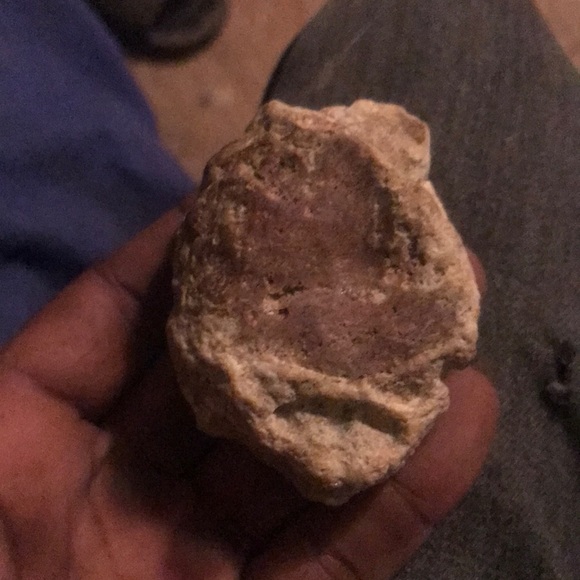 Quartz crystal Native American artifacts - Picture 2 of 2